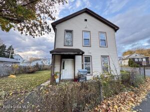 34 1st Avenue Waterford, NY 12188