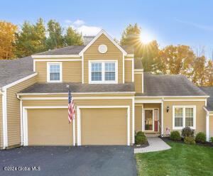 49 Ridgefield Drive Voorheesville, NY 12186