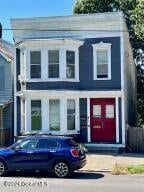 421 Tenth Street Troy, NY 12180