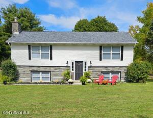 265 Snyders Lake Road Rensselaer, NY 12198