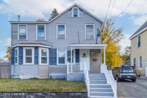 11 Yale Street Schenectady, NY 12304