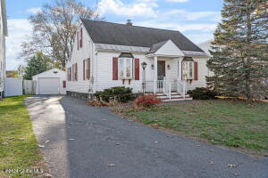 109 Glenville St Street Schenectady, NY 12306