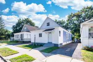 1772 Avenue H Schenectady, NY 12304