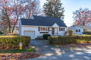 55 Fuller Terrace Colonie, NY 12205