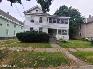 66 W 8th Avenue Gloversville, NY 12078