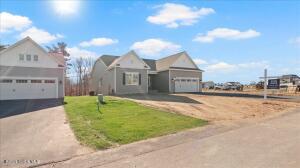 3 Blue Ridge Drive Halfmoon, NY 12065