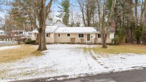 28 Wellington Road Delmar, NY 12054