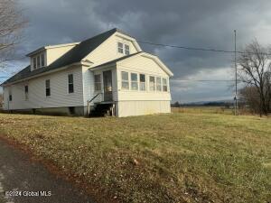 267 Stoners Trail Johnstown, NY 12095