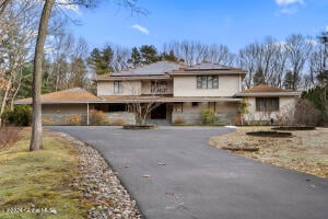 103 Old Niskayuna Road Loudonville, NY 12211