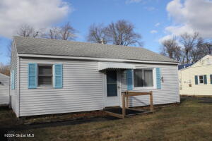 67 Miracle Lane Loudonville, NY 12211