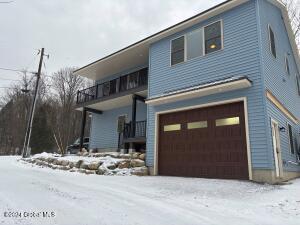 197 Kunkel Point Road Mayfield, NY 12117