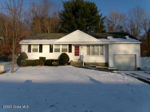 34 College View Drive Loudonville, NY 12211