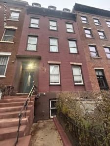 89 Columbia Street Albany, NY 12210