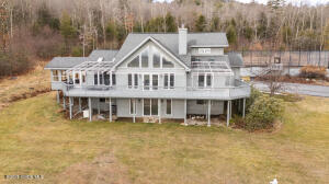 44 Carriage Hill Road Lake George, NY 12824