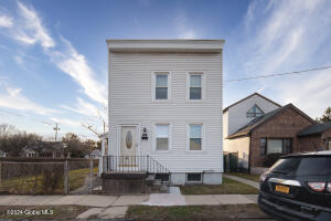 1601 8th Avenue Watervliet, NY 12189