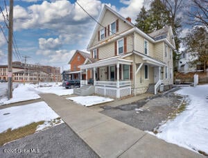 212 Circular Street Saratoga Springs, NY 12866