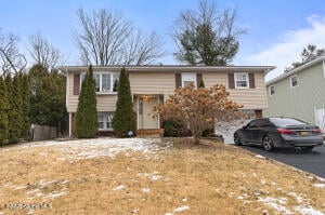 46 Normanside Drive Albany, NY 12208