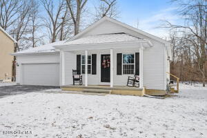 12 Feeder Bend Glens Falls, NY 12801