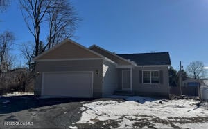 35 Arlington Street Glens Falls, NY 12801