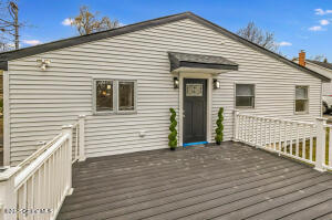 18 Wendell Street Ravena, NY 12143