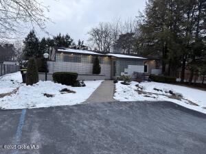 235 Saratoga Road Glenville, NY 12302