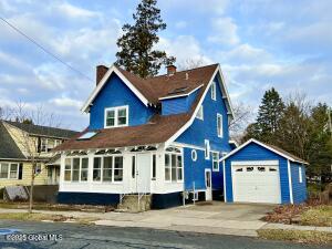 1067 Van Velsen Street Schenectady, NY 12303