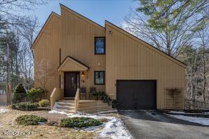 18 Salisbury Road Delmar, NY 12054