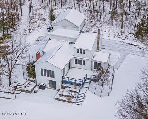 13 Joy Lane Troy, NY 12180