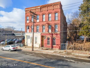 475 S South Pearl Street Albany, NY 12202