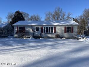 27 Sawyer Place Albany, NY 12208