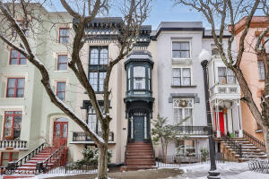 6 Madison Place Albany, NY 12202