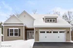 28 Wellington Court Clifton Park, NY 12065