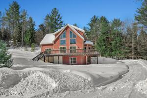 12 Powder Run North Creek, NY 12853