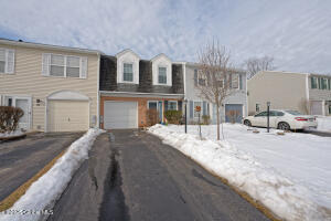 118 Bridgewood Lane Watervliet, NY 12189