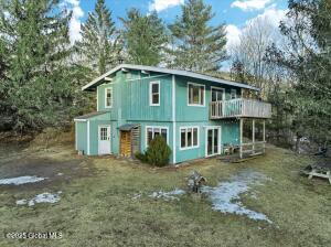 22 Mail Route Road Prattsville, NY 12468