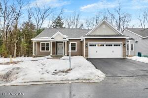 36 Wellington Court Clifton Park, NY 12065