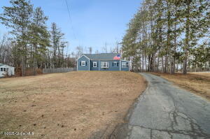 3359 Ny Highway 43 Averill Park, NY 12018
