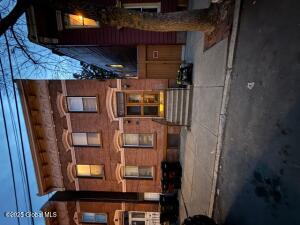 380 8th Street Troy, NY 12180