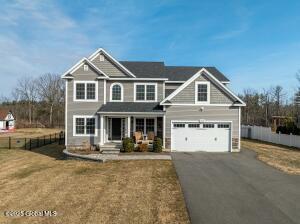 842 Pearse Road Niskayuna, NY 12309