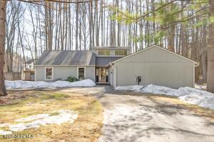 10 Sand Spurrey Road Malta, NY 12020