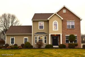 21 Swan Drive Rexford, NY 12148