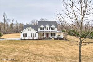 26 Picard Road Voorheesville, NY 12186