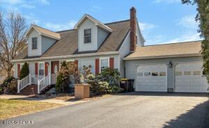 4 skaarland Drive Burnt Hills, NY 12027