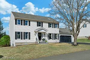 8 Inch Lane Latham, NY 12110