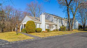 4 Putnam Court Halfmoon, NY 12065