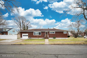 403 Hackett Boulevard Albany, NY 12208