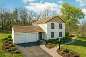 6 Birch Glen Drive Halfmoon, NY 12188