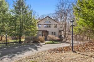 108 Deanna Court Niskayuna, NY 12309