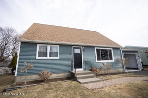 48 Donegal Avenue Troy, NY 12180