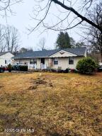 6 Spa Drive Saratoga Springs, NY 12866